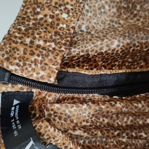 Skirt with Slit - Picture 9 of 10